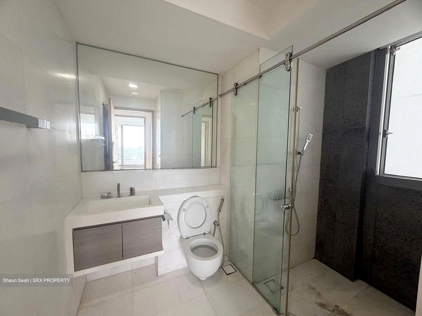 SilverSea (D15), Condominium #629357721